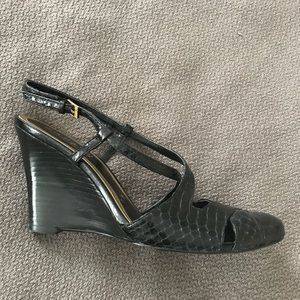 Lauren Ralph Lauren Black Wedges